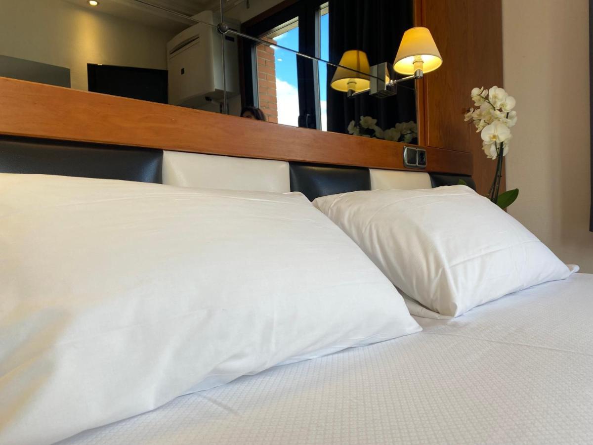 Hotel Oria Tolosa  Kültér fotó