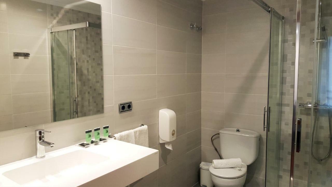 Hotel Oria Tolosa  Kültér fotó