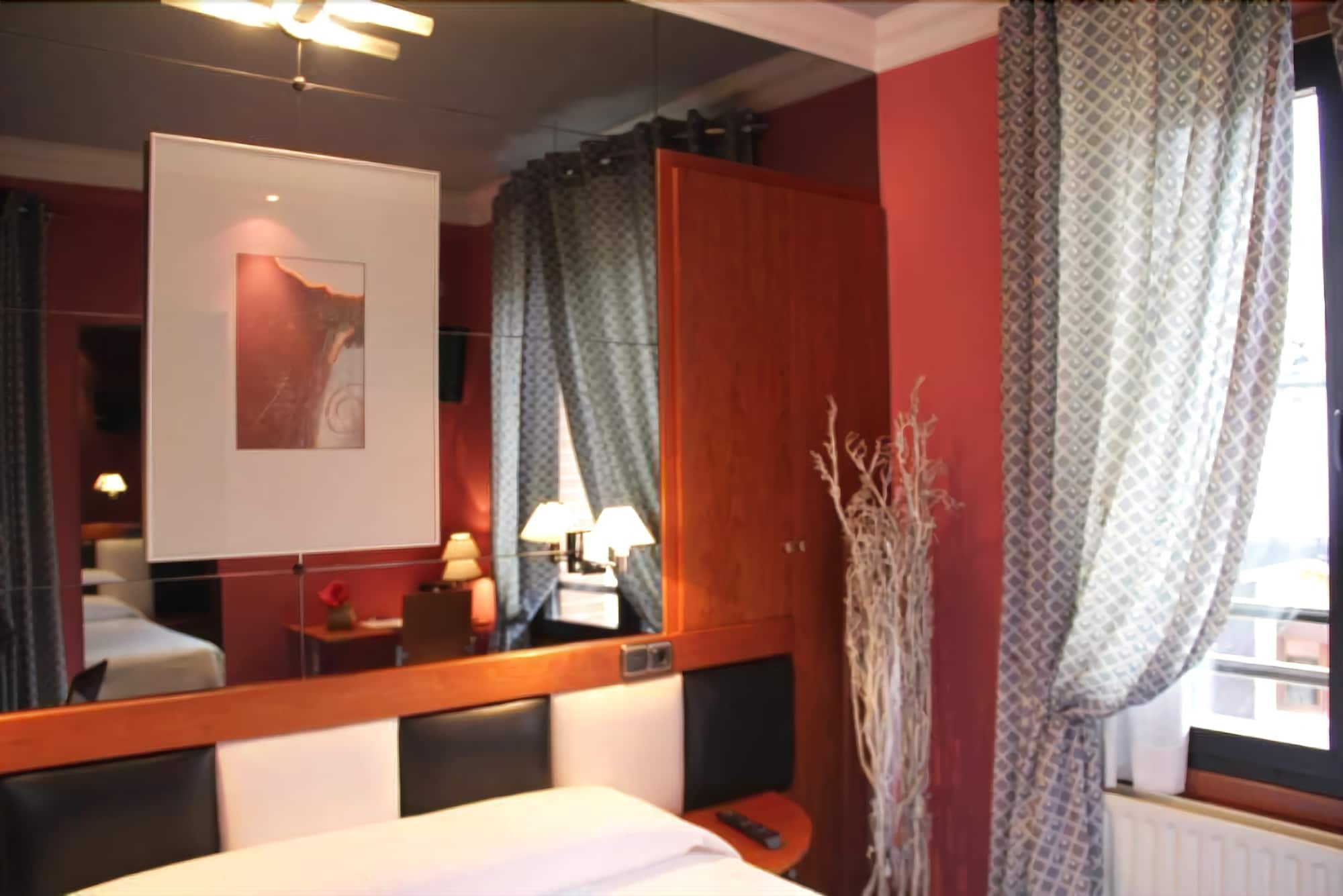 Hotel Oria Tolosa  Kültér fotó